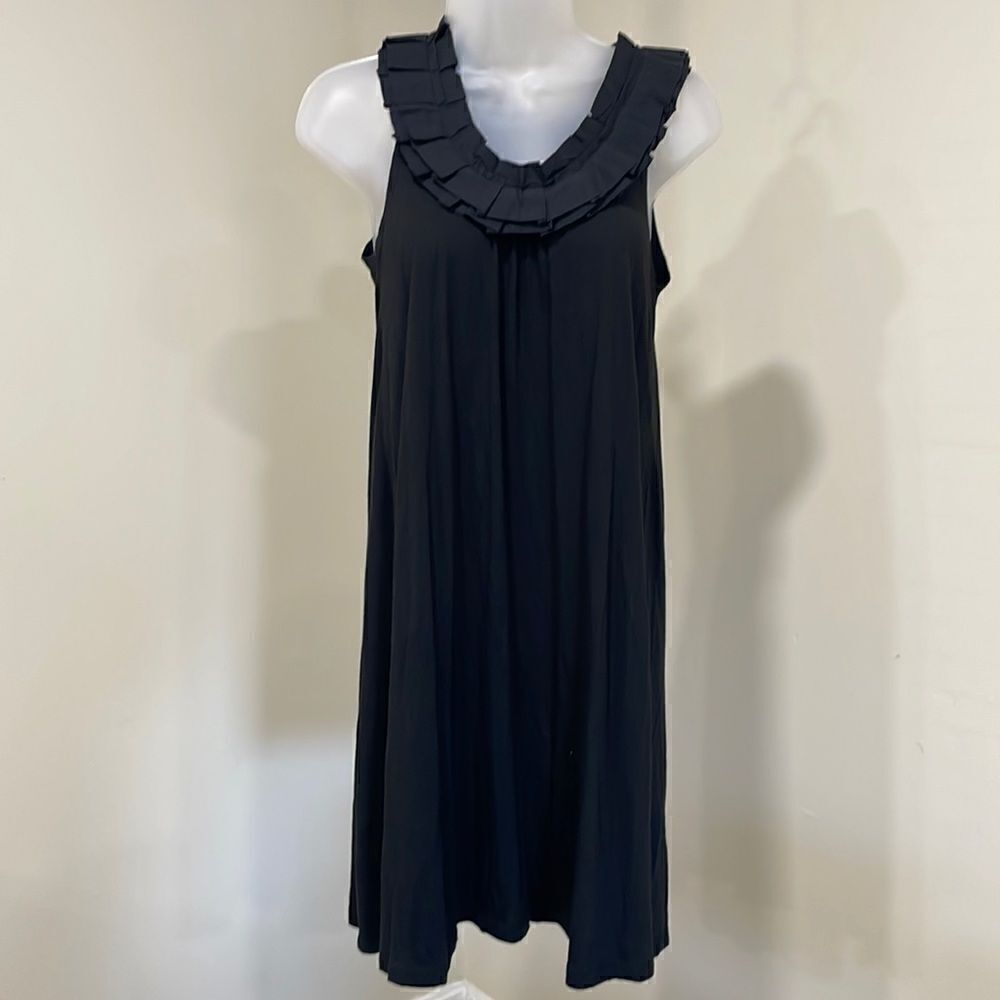 NWOT Ann Taylor LOFT little black dress with ruffled scoop.  Size S small 4/6